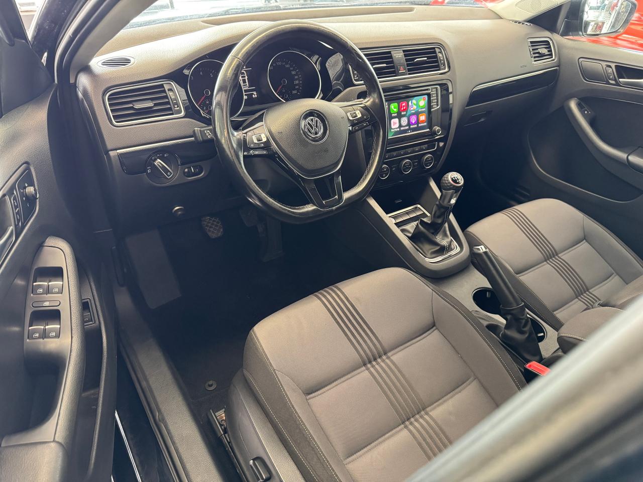 2017 Volkswagen Jetta Wolfsburg Edition 1.4T+New Tires+Roof+CLEAN CARFAX Photo81