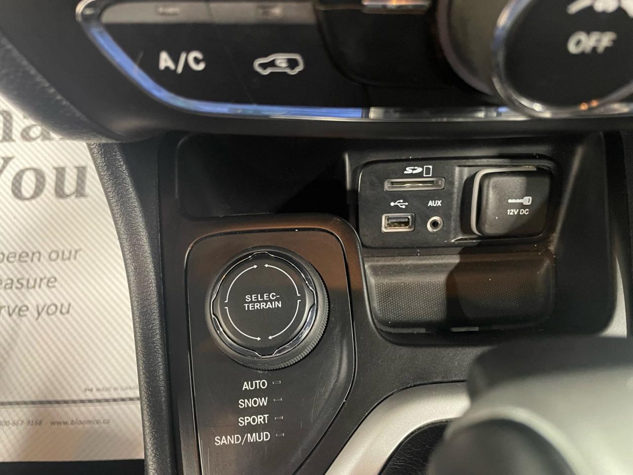 2016 Jeep Cherokee SPORT 4X4