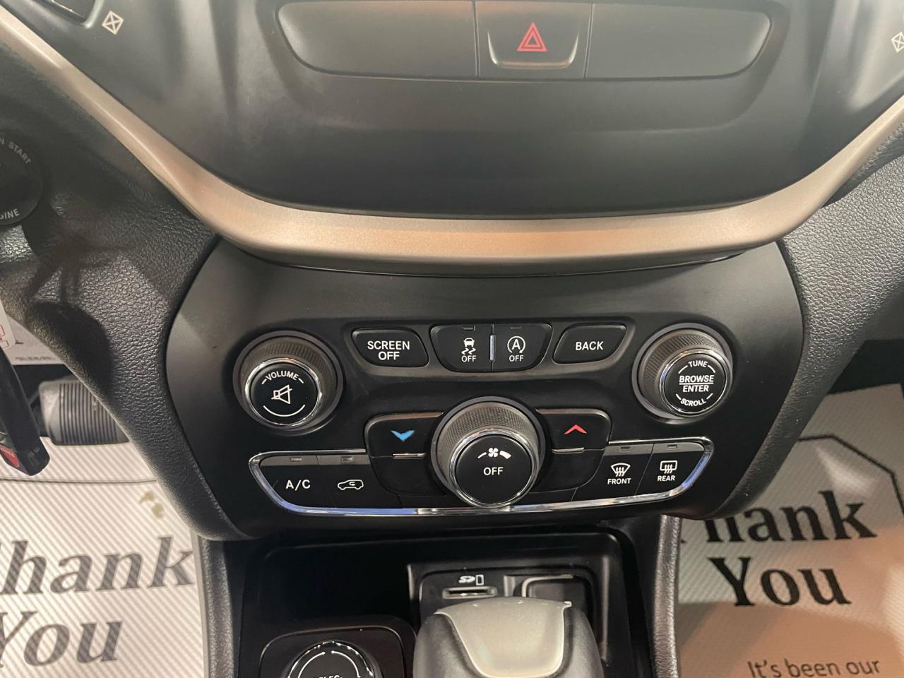 2016 Jeep Cherokee SPORT 4X4