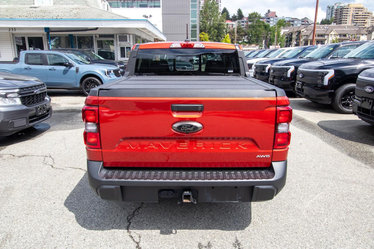 2023 Ford Maverick Lariat AWD SuperCrew Photo5