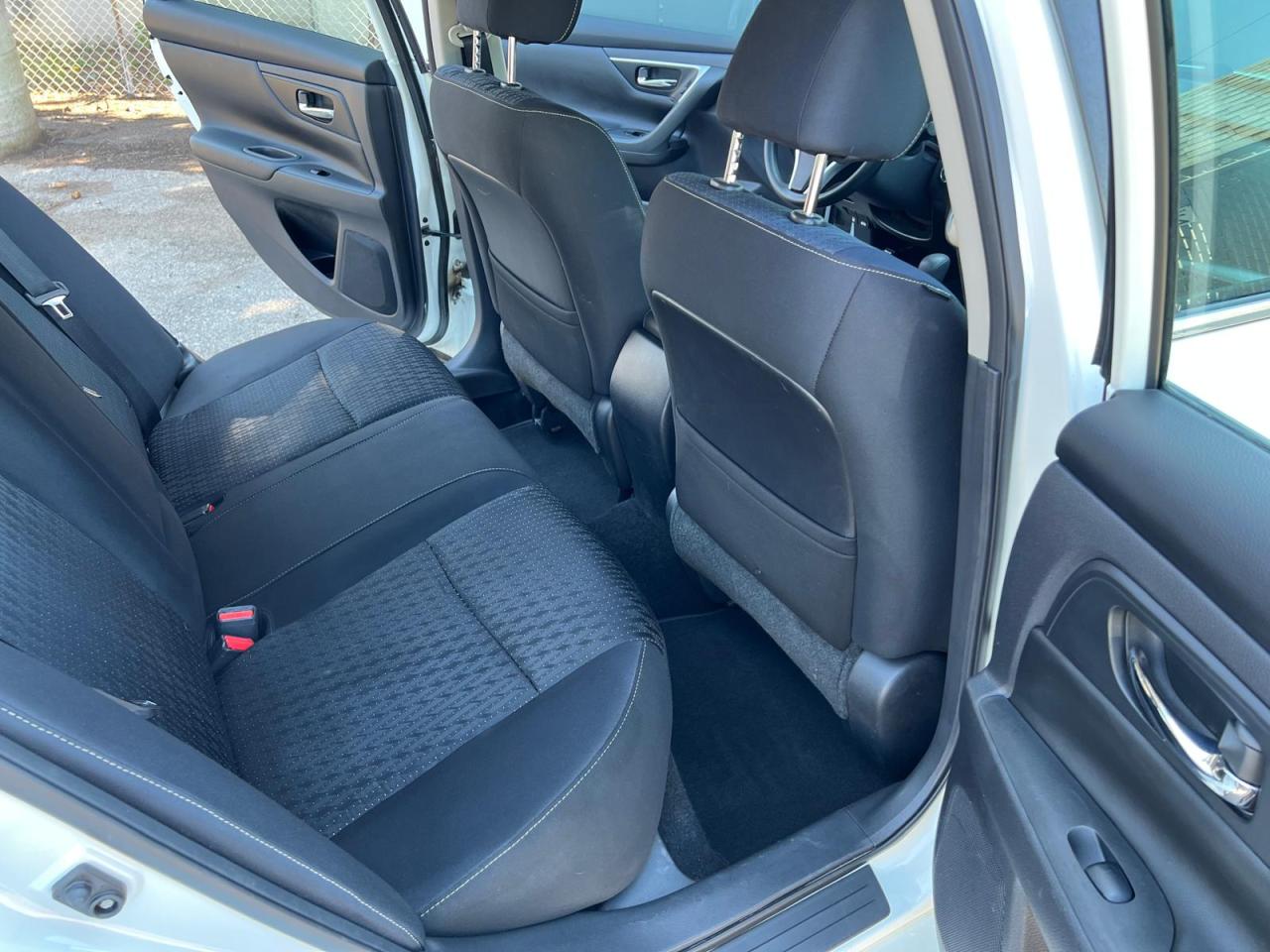 2017 Nissan Altima AUTO NO ACCIDENT HEATED SEATS BLUETOOTH !!SAFETY!! - Photo #13