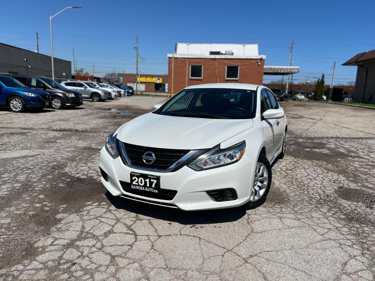 Used 2017 Nissan Altima AUTO NO ACCIDENT HEATED SEATS BLUETOOTH !!SAFETY!! for sale in Oakville, ON