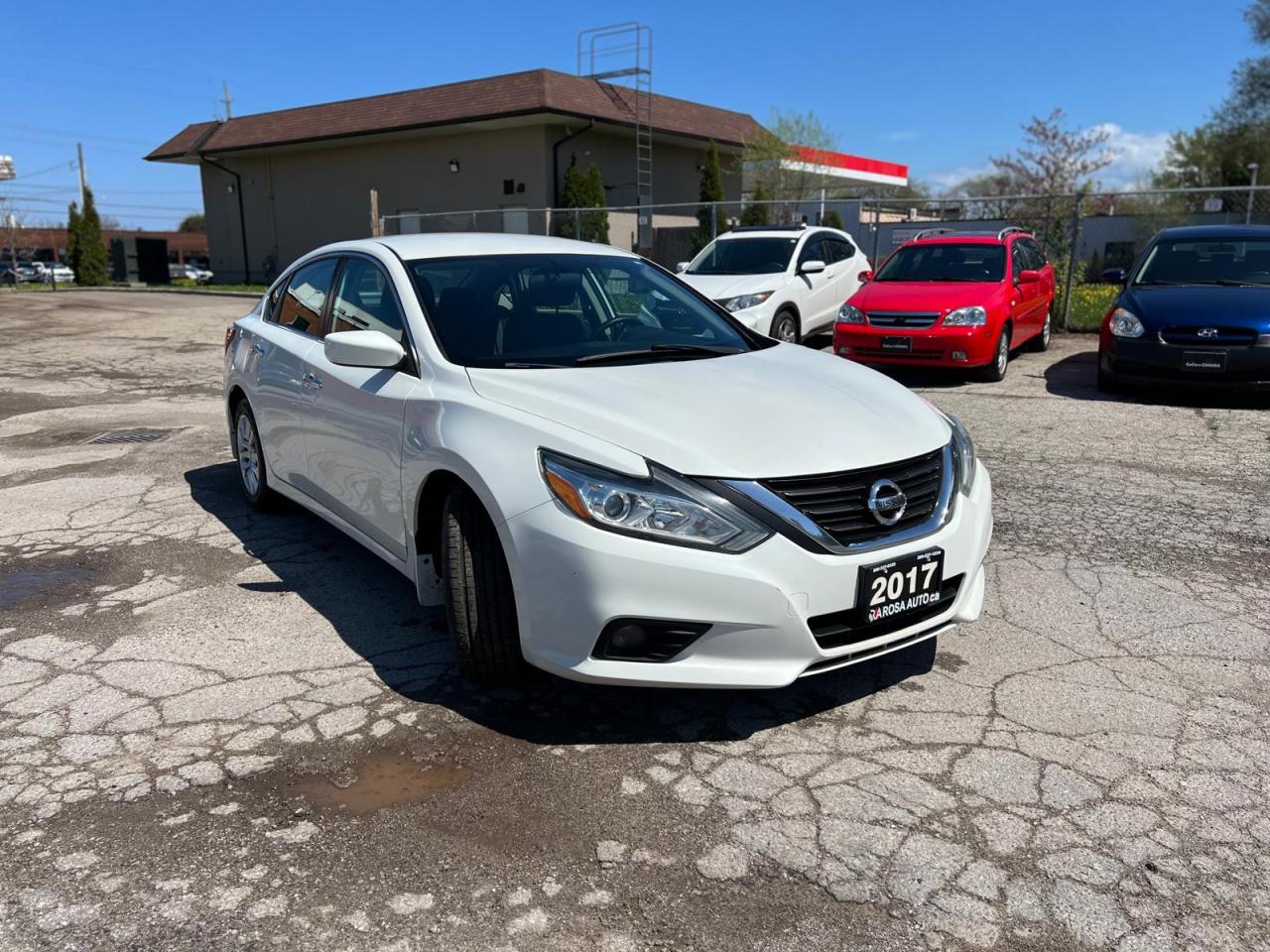 2017 Nissan Altima AUTO NO ACCIDENT HEATED SEATS BLUETOOTH !!SAFETY!! - Photo #4