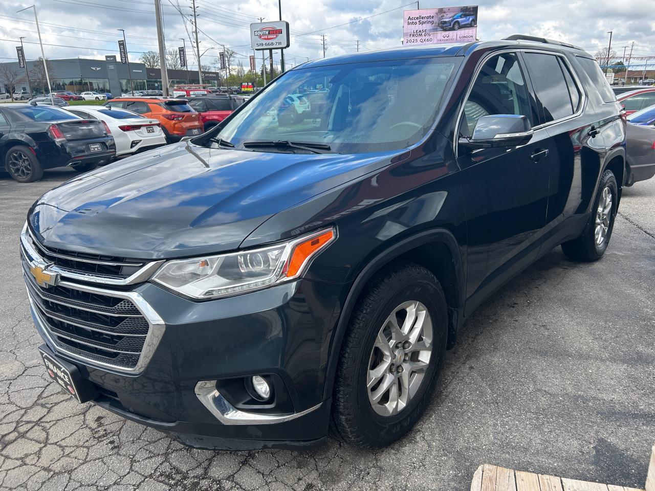 2018 Chevrolet Traverse LT Cloth - Photo #5