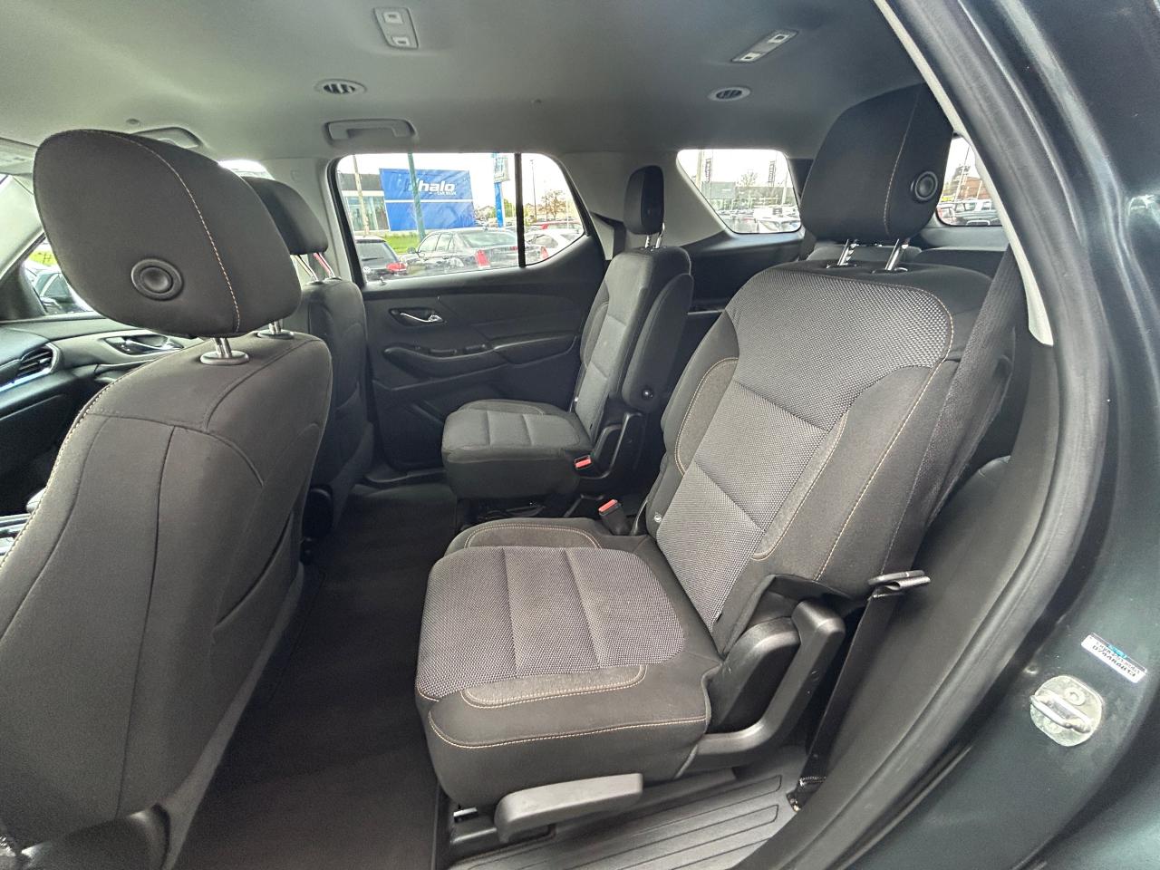 2018 Chevrolet Traverse LT Cloth - Photo #6