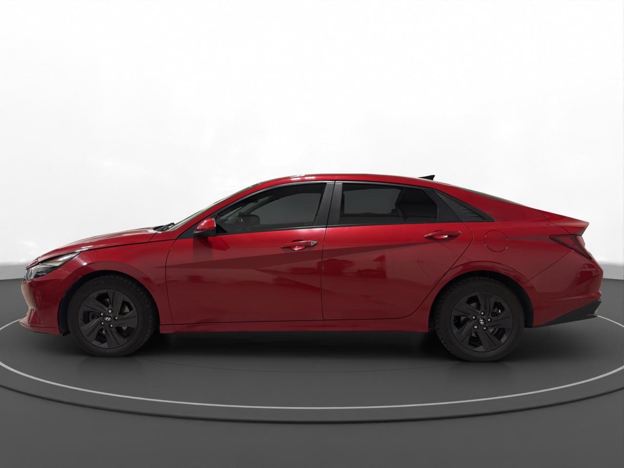 2021 Hyundai Elantra Preferred - Photo #2