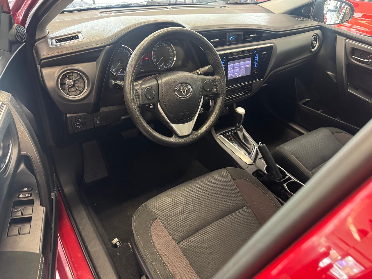 2017 Toyota Corolla LE+Camera+Heated Seats+A/C+Cruise Photo75