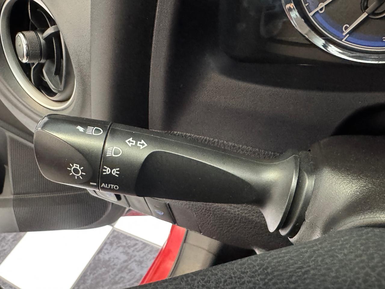 2017 Toyota Corolla LE+Camera+Heated Seats+A/C+Cruise Photo41