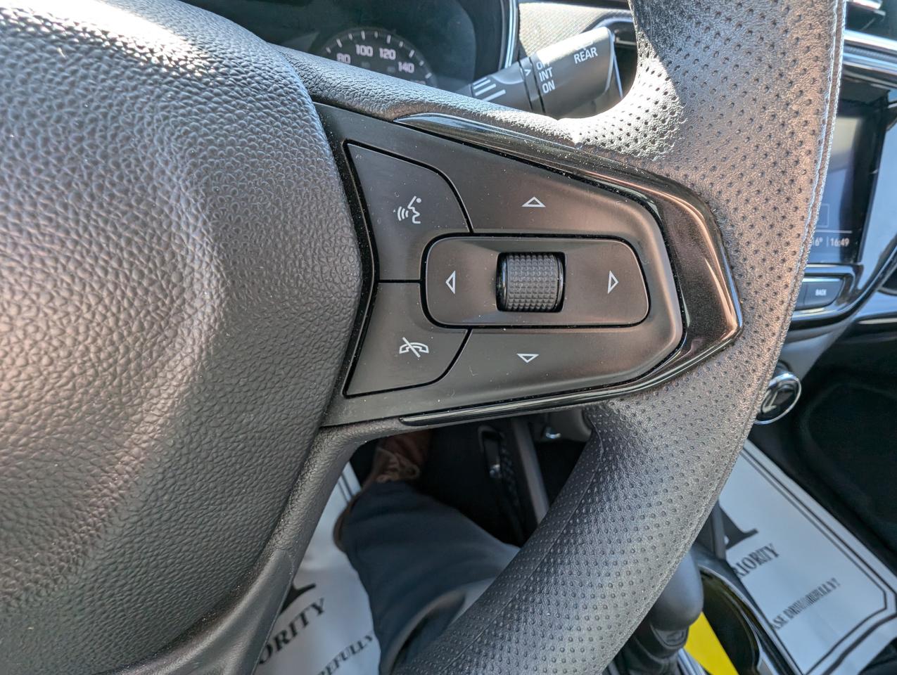 2023 Chevrolet TrailBlazer LT | NO ACCIDENTS | ONE OWNER - Photo #12