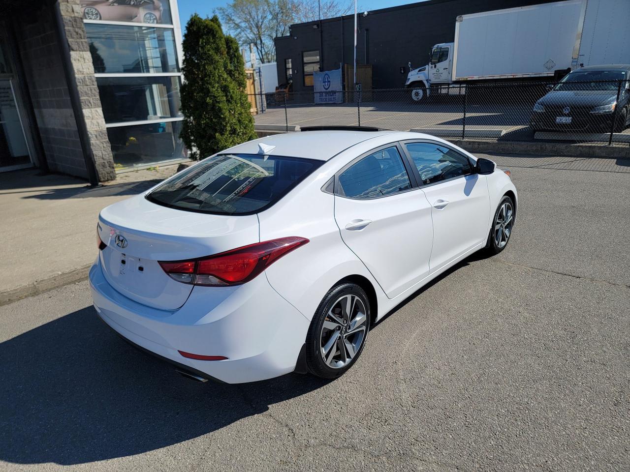 2015 Hyundai Elantra GLS - Photo #5