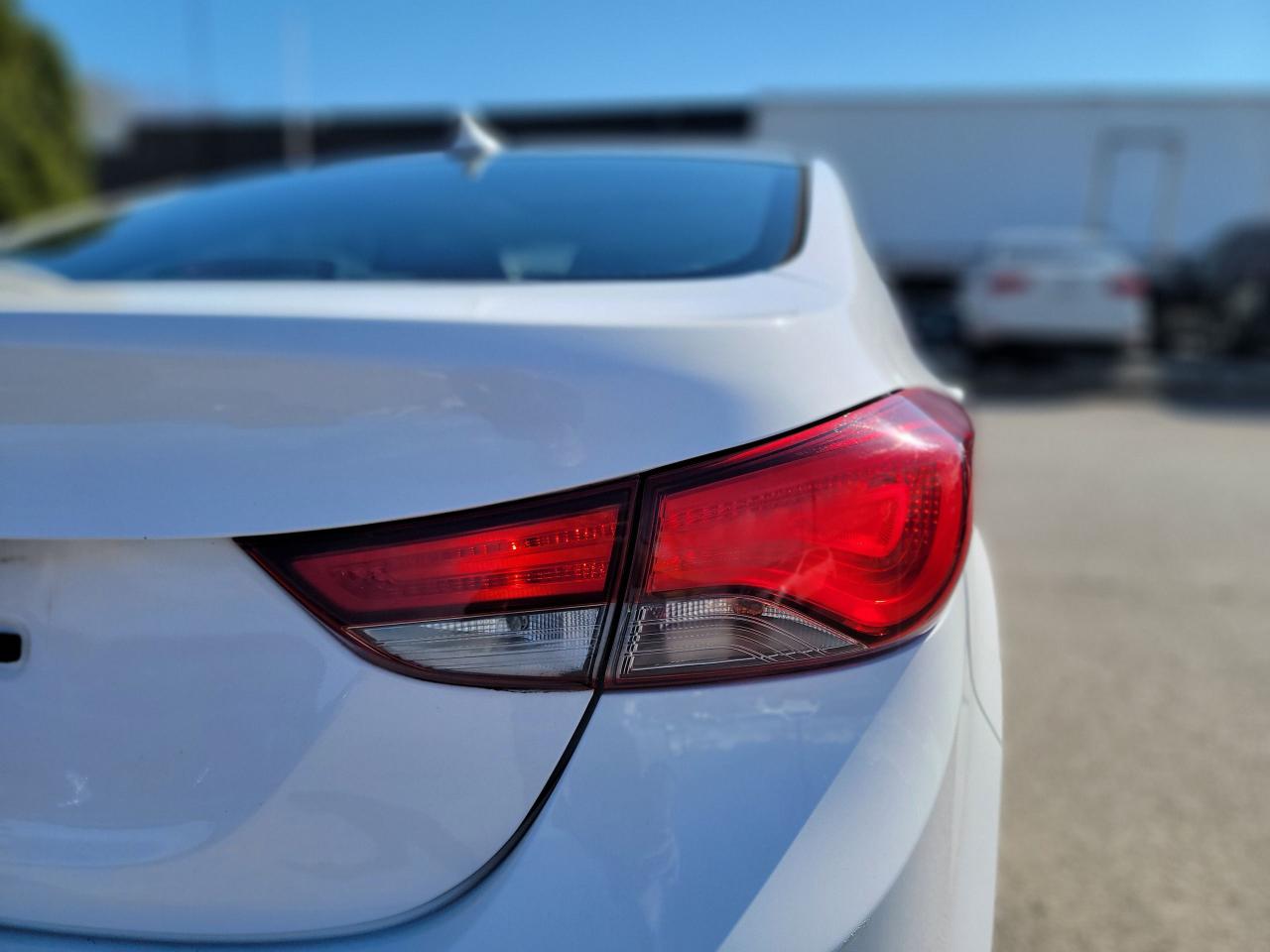 2015 Hyundai Elantra GLS - Photo #6