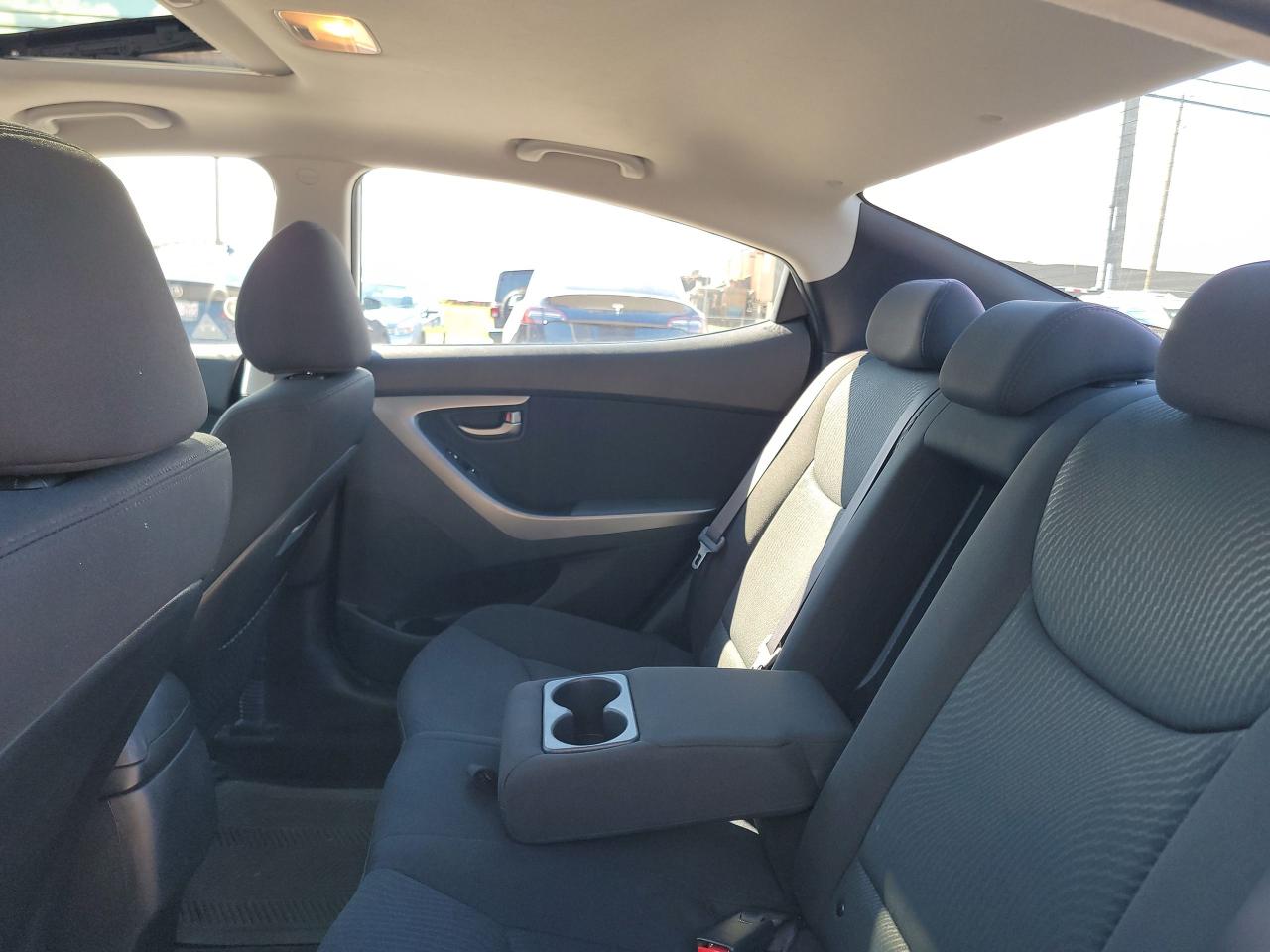 2015 Hyundai Elantra GLS - Photo #14