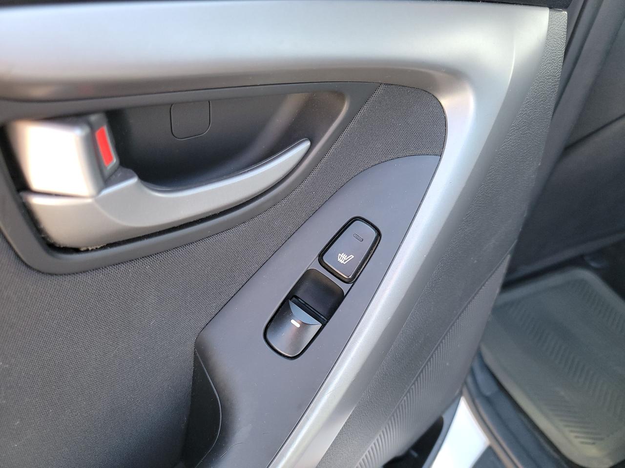 2015 Hyundai Elantra GLS - Photo #16