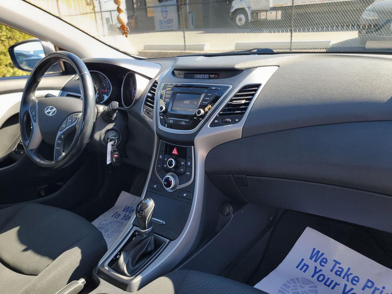 2015 Hyundai Elantra GLS - Photo #18