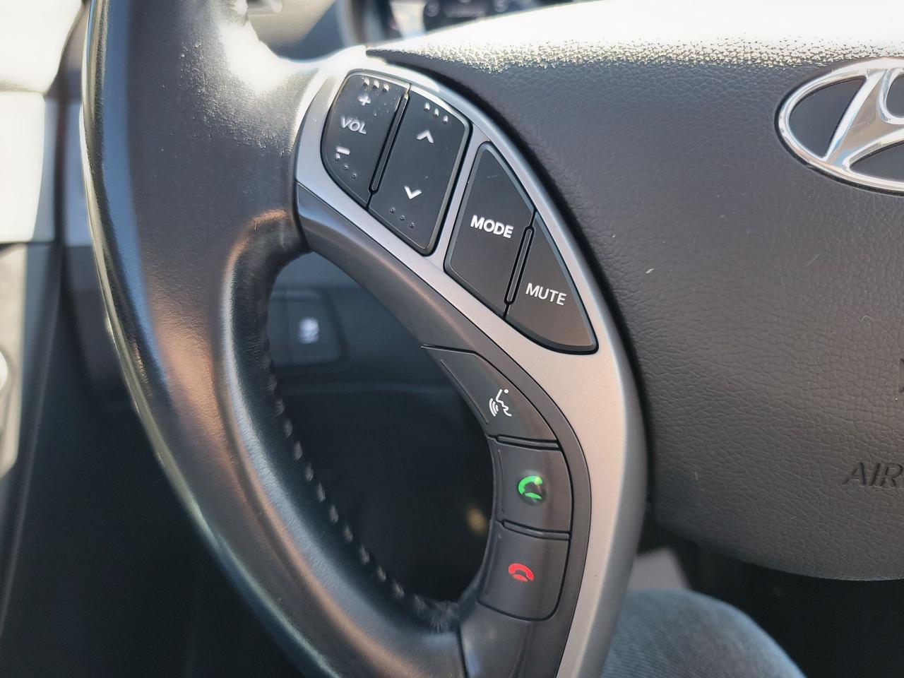 2015 Hyundai Elantra GLS - Photo #21