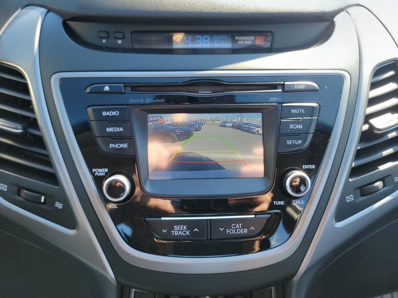 2015 Hyundai Elantra GLS - Photo #22