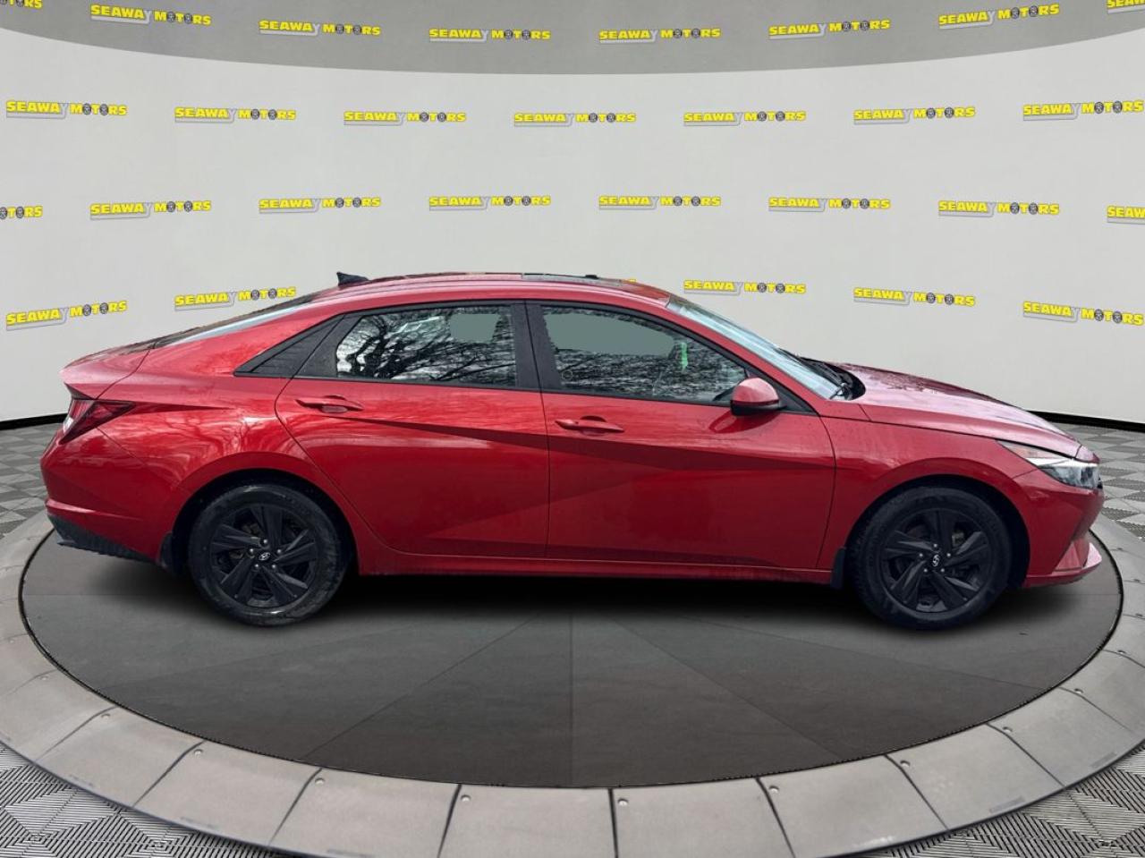 2022 Hyundai Elantra Preferred IVT with Sun and Tech Package - Photo #2
