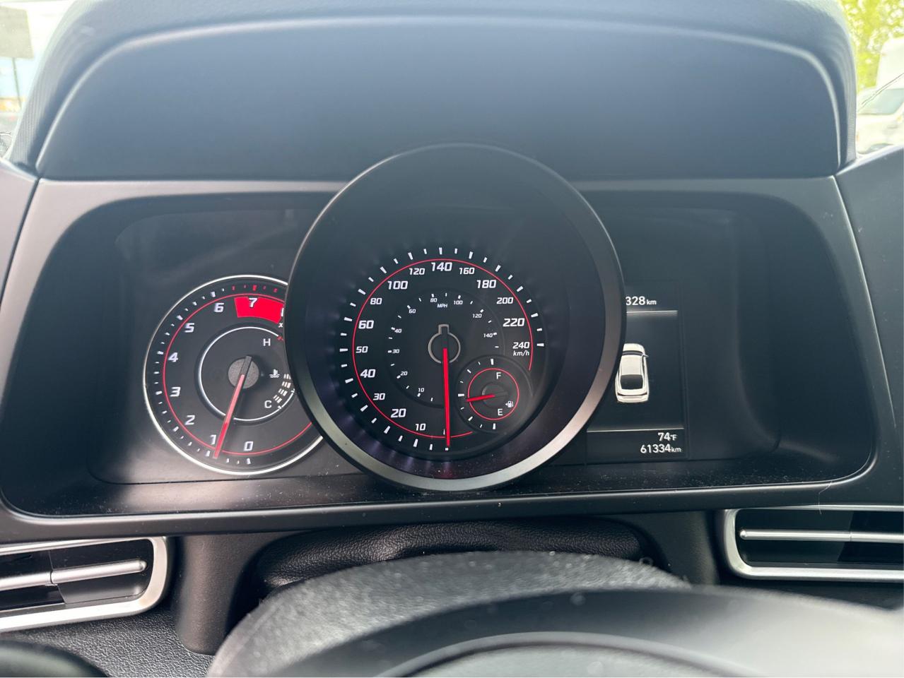 2022 Hyundai Elantra Preferred IVT with Sun and Tech Package - Photo #10
