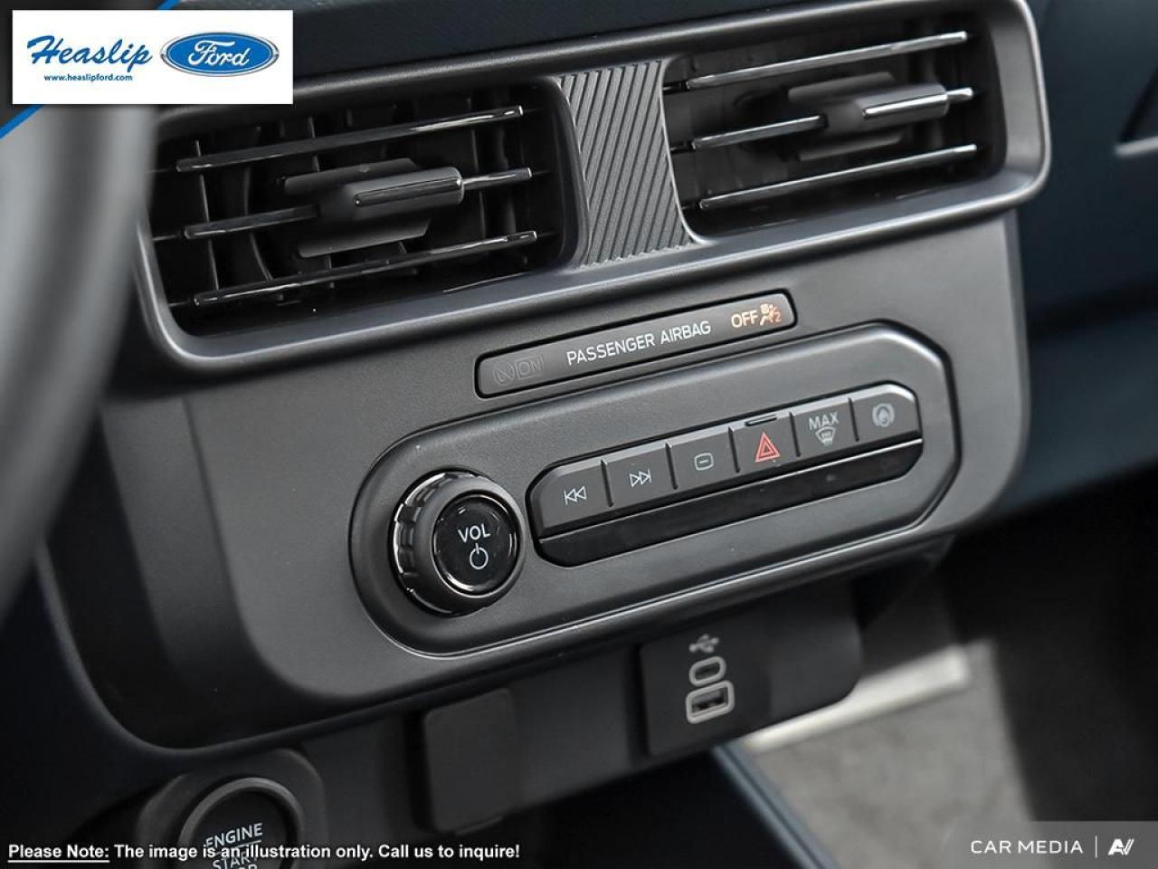 2025 Ford Maverick XLT Photo5