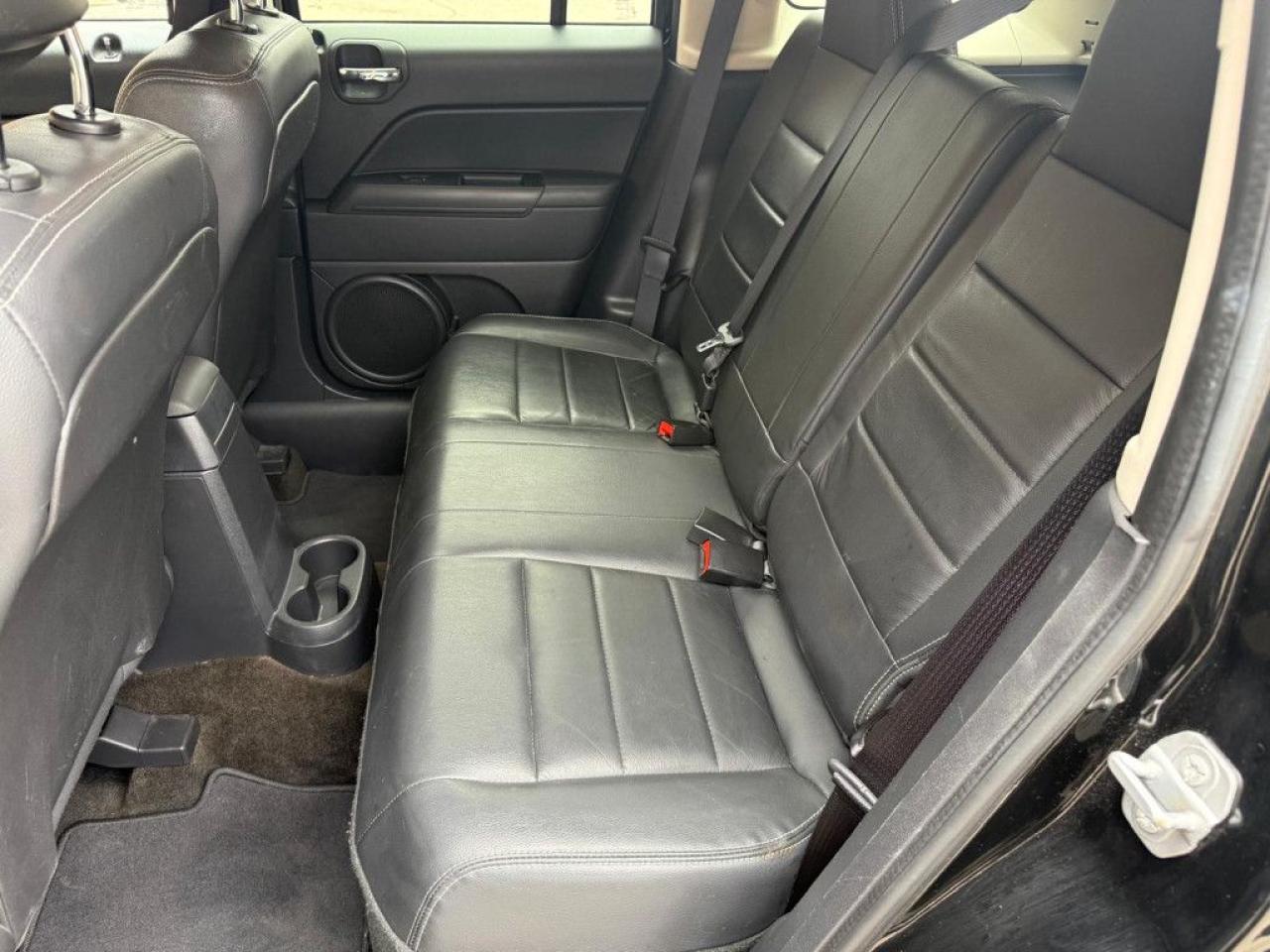 2015 Jeep Patriot HIGH ALTITUDE | CLEAN CARFAX | 4X4 | LEATHER | SUNROOF | REMOTE STARTER | POWER SEATS | HEATED SEATS | - Photo #16