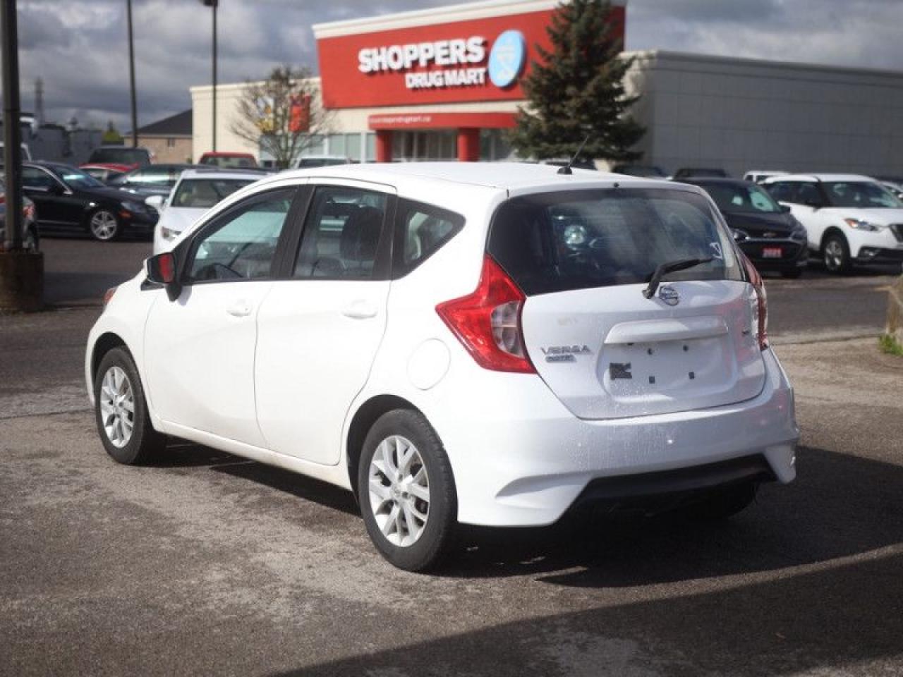 2019 Nissan Versa Note SV CVT  **LOW KMS - CLEAN CF** Photo2