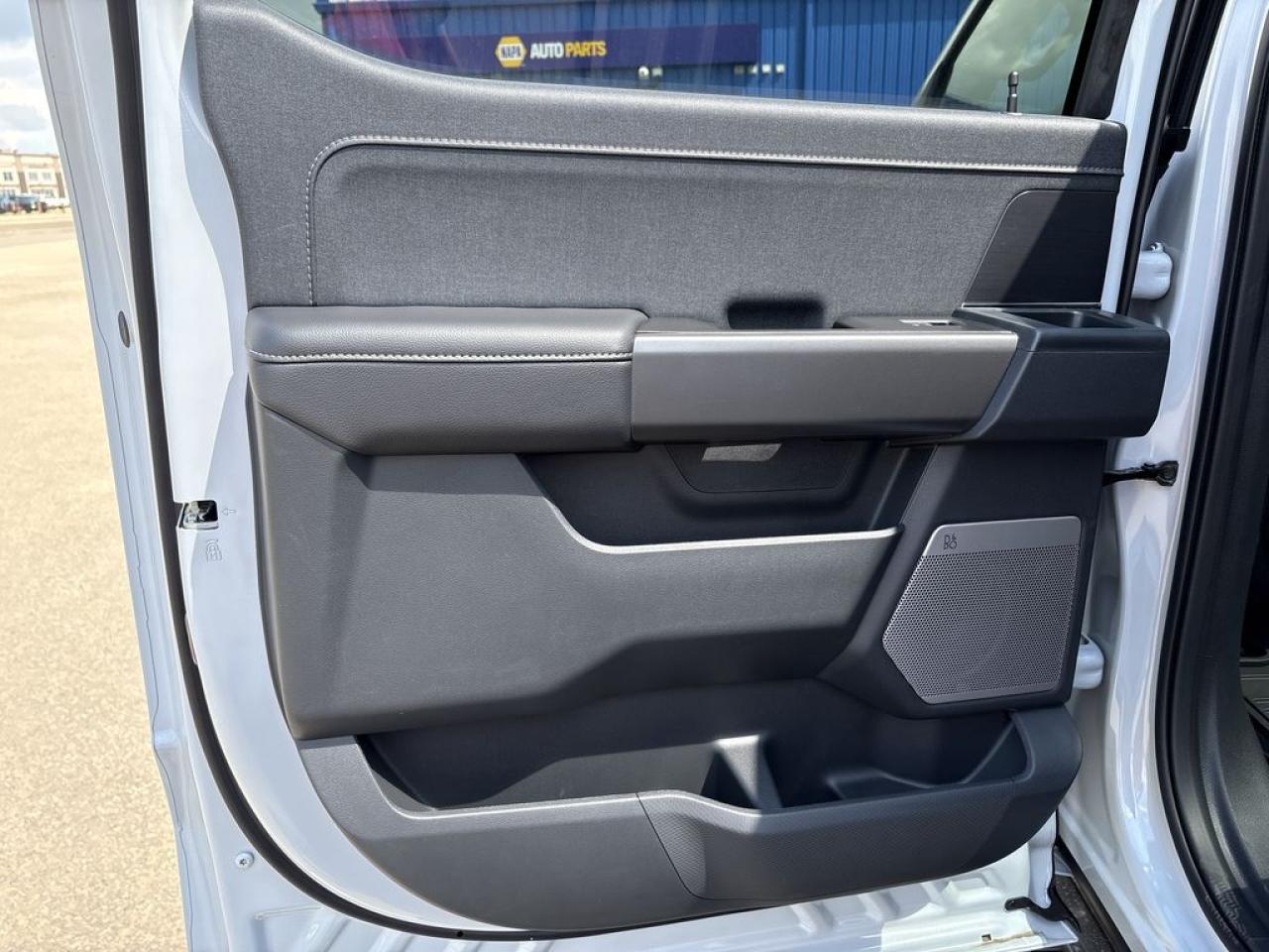 2025 Ford F-150 LARIAT 5.5' Box 501A Photo5