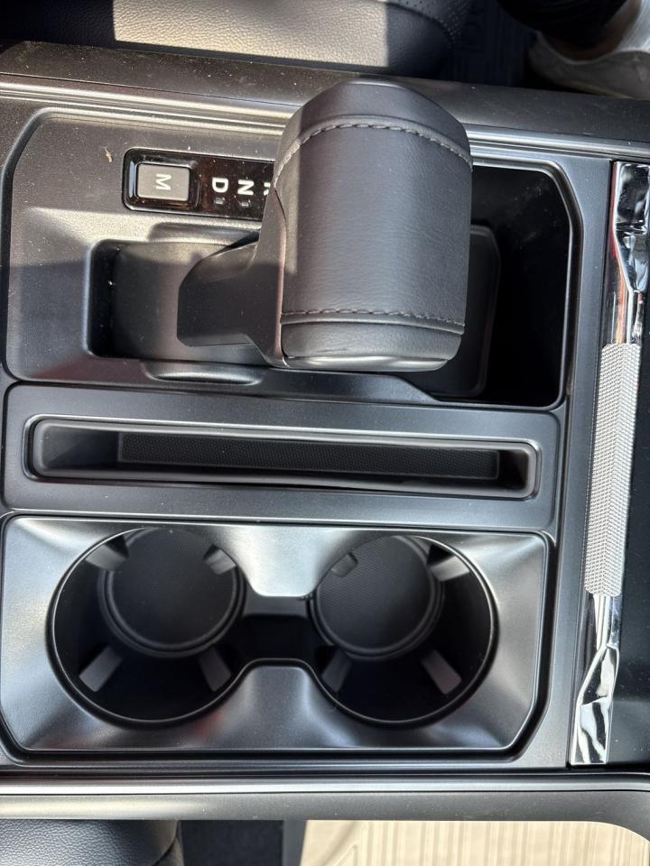 2025 Ford F-150 LARIAT 5.5' Box 501A Photo5