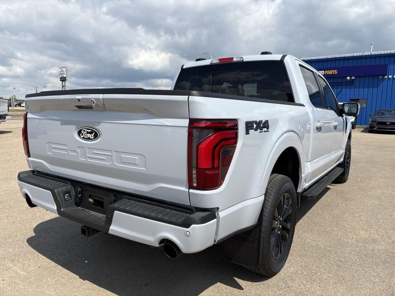 2025 Ford F-150 LARIAT 5.5' Box 501A Photo5