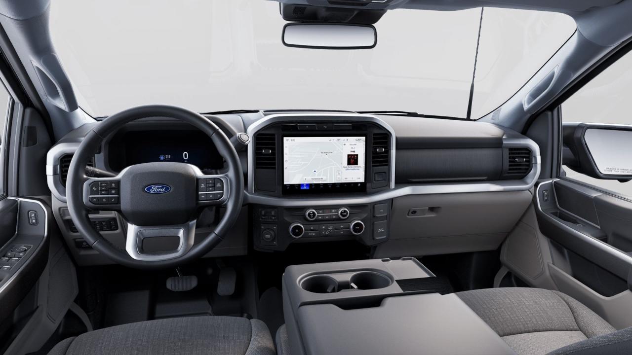 2025 Ford F-150 XLT Photo5