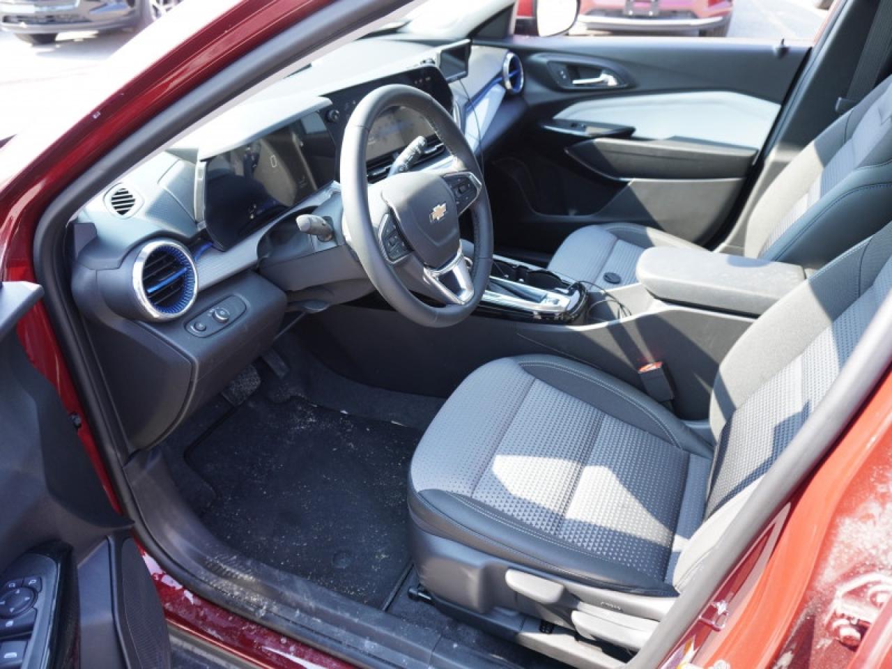 2025 Chevrolet Trax LT  - Heated Seats -  Remote Start Photo