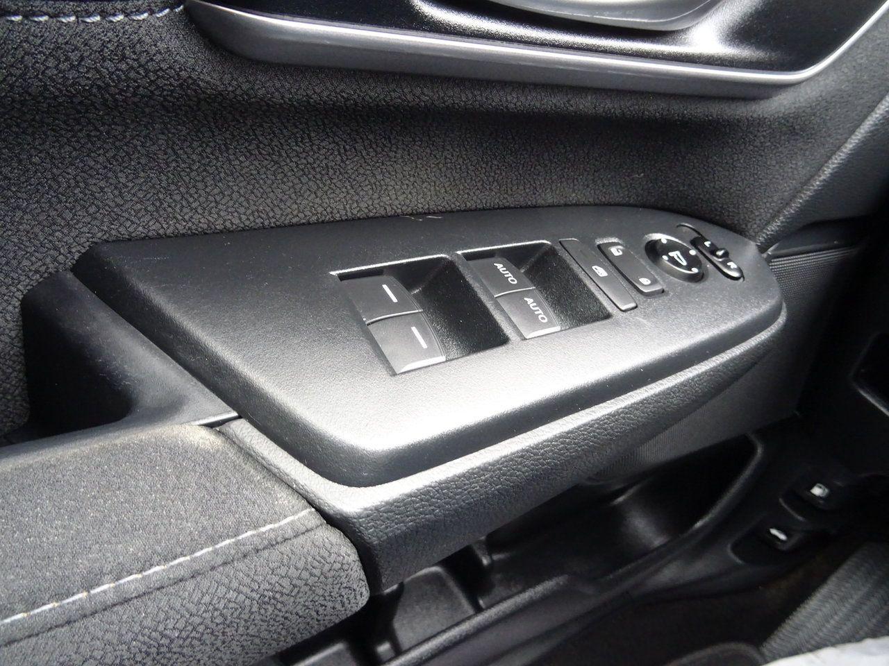 2017 Honda CR-V EX - Photo #17