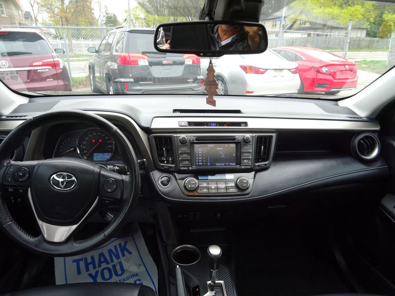 2015 Toyota RAV4 LIMITED  - Photo #14