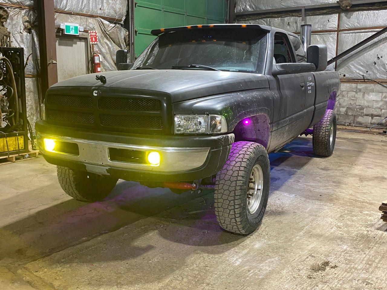 Used 1997 Dodge Ram 2500  for sale in North Bay, ON