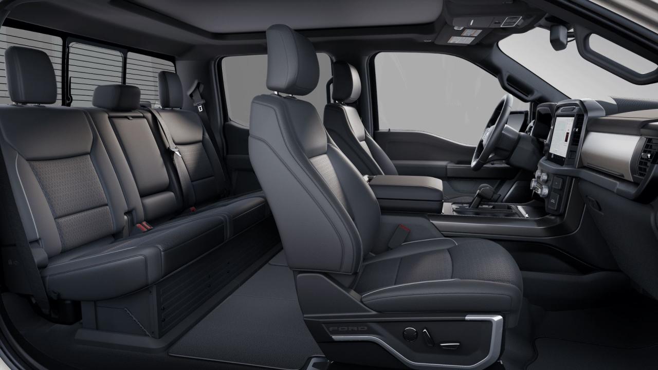 2025 Ford F-150 4X4 SUPERCREW LARIAT 502A Photo