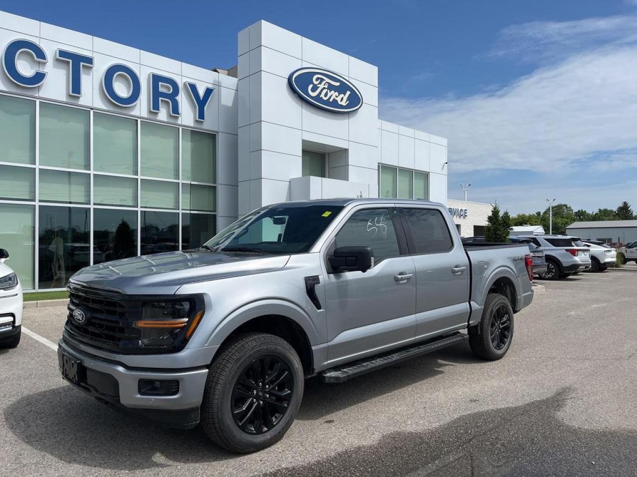 New 2025 Ford F-150 XLT for sale in Chatham, ON