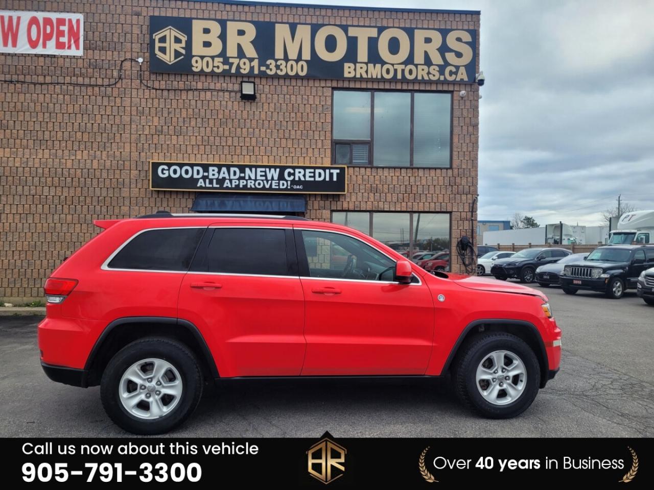 2017 Jeep Grand Cherokee Laredo | No Accidents Reported | AWD Photo3