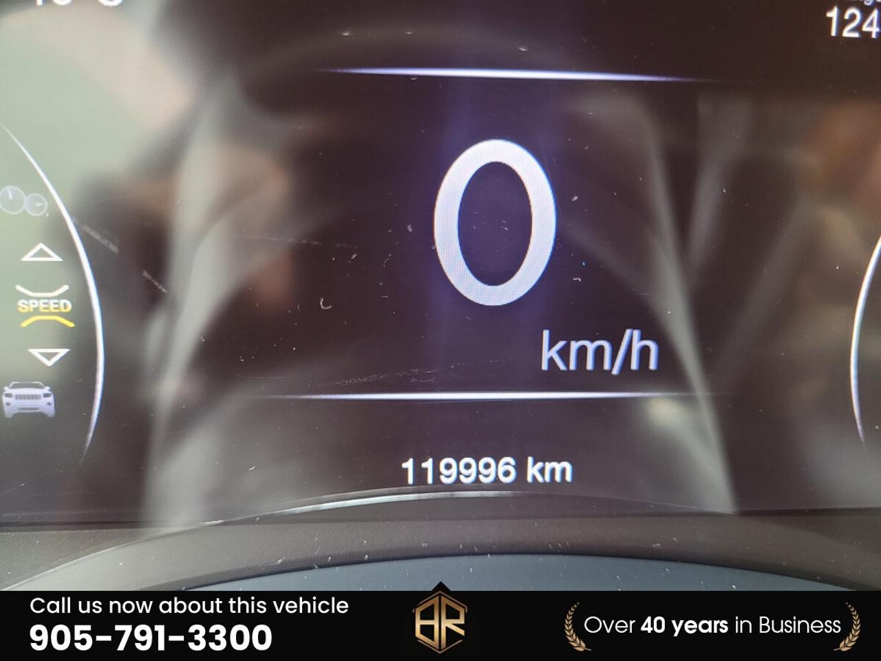 2017 Jeep Grand Cherokee Laredo | No Accidents Reported | AWD Photo