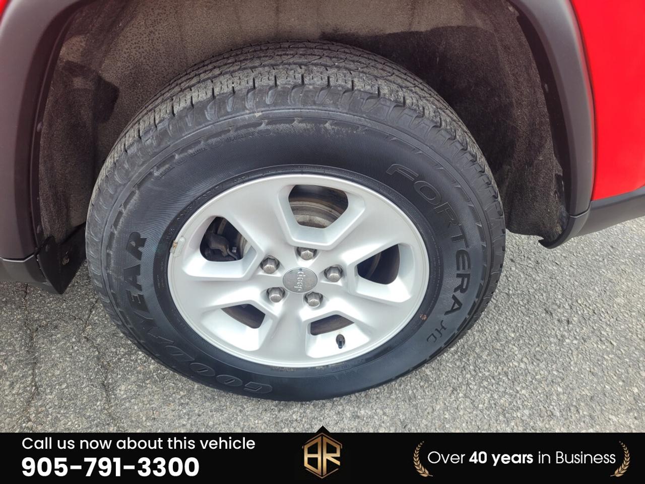 2017 Jeep Grand Cherokee Laredo | No Accidents Reported | AWD Photo