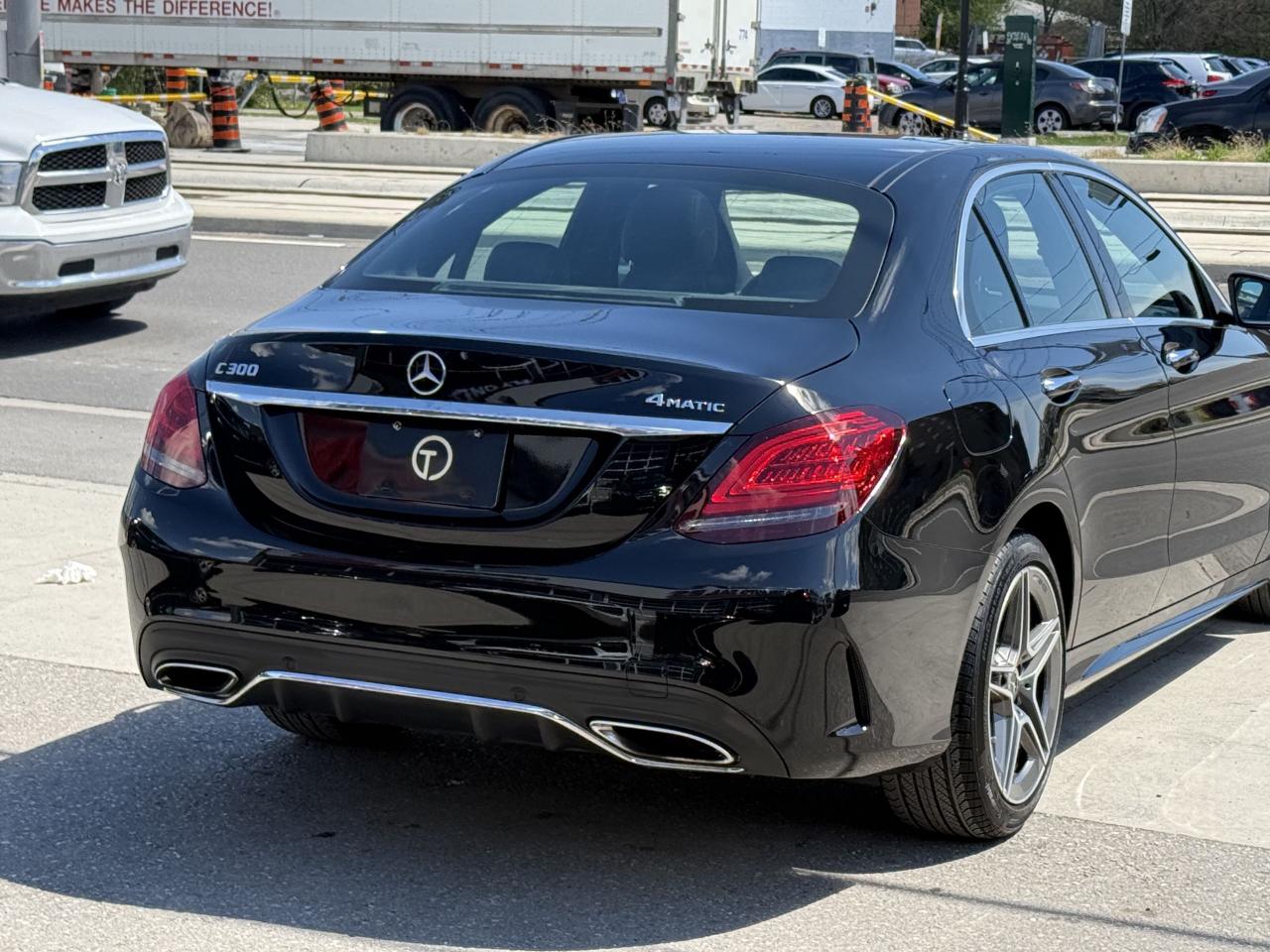 2019 Mercedes-Benz C-Class C300 //AMG SPORT | PANO | LOADED - Photo #9