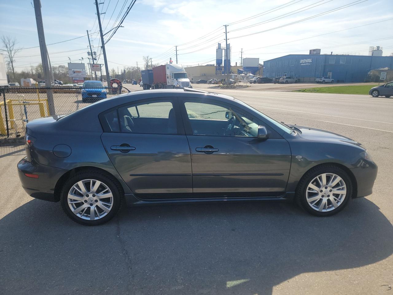 2009 Mazda MAZDA3 GT - Photo #4