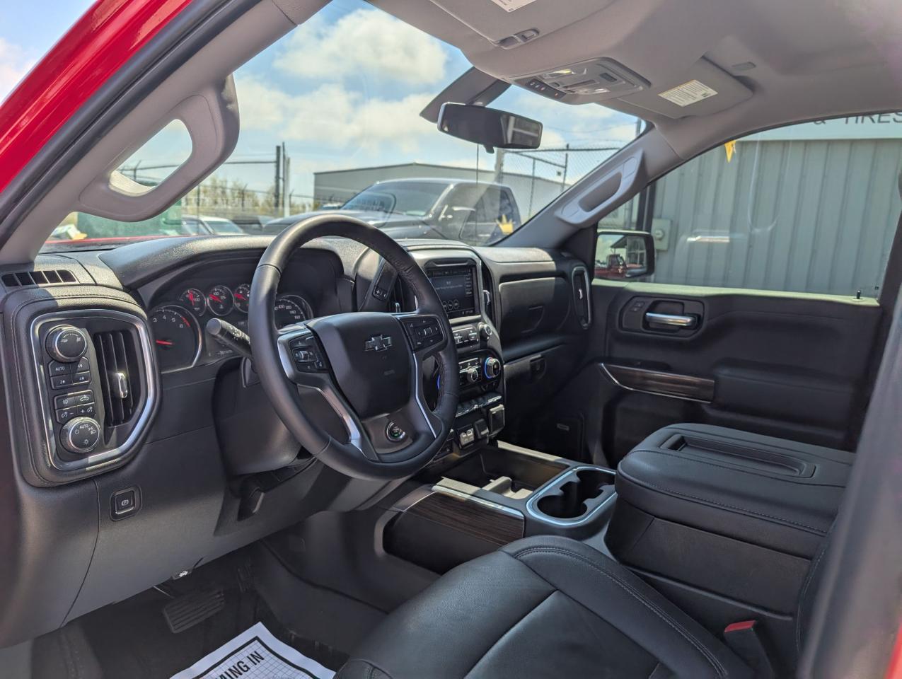 2019 Chevrolet Silverado 1500 LT Trail Boss - Photo #10
