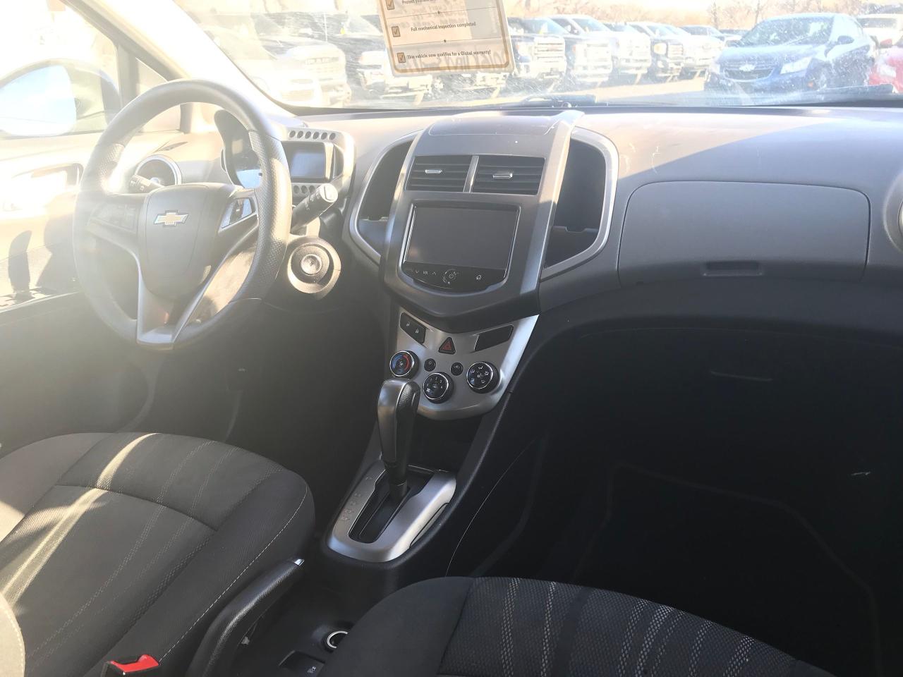 2016 Chevrolet Sonic LT - Photo #12