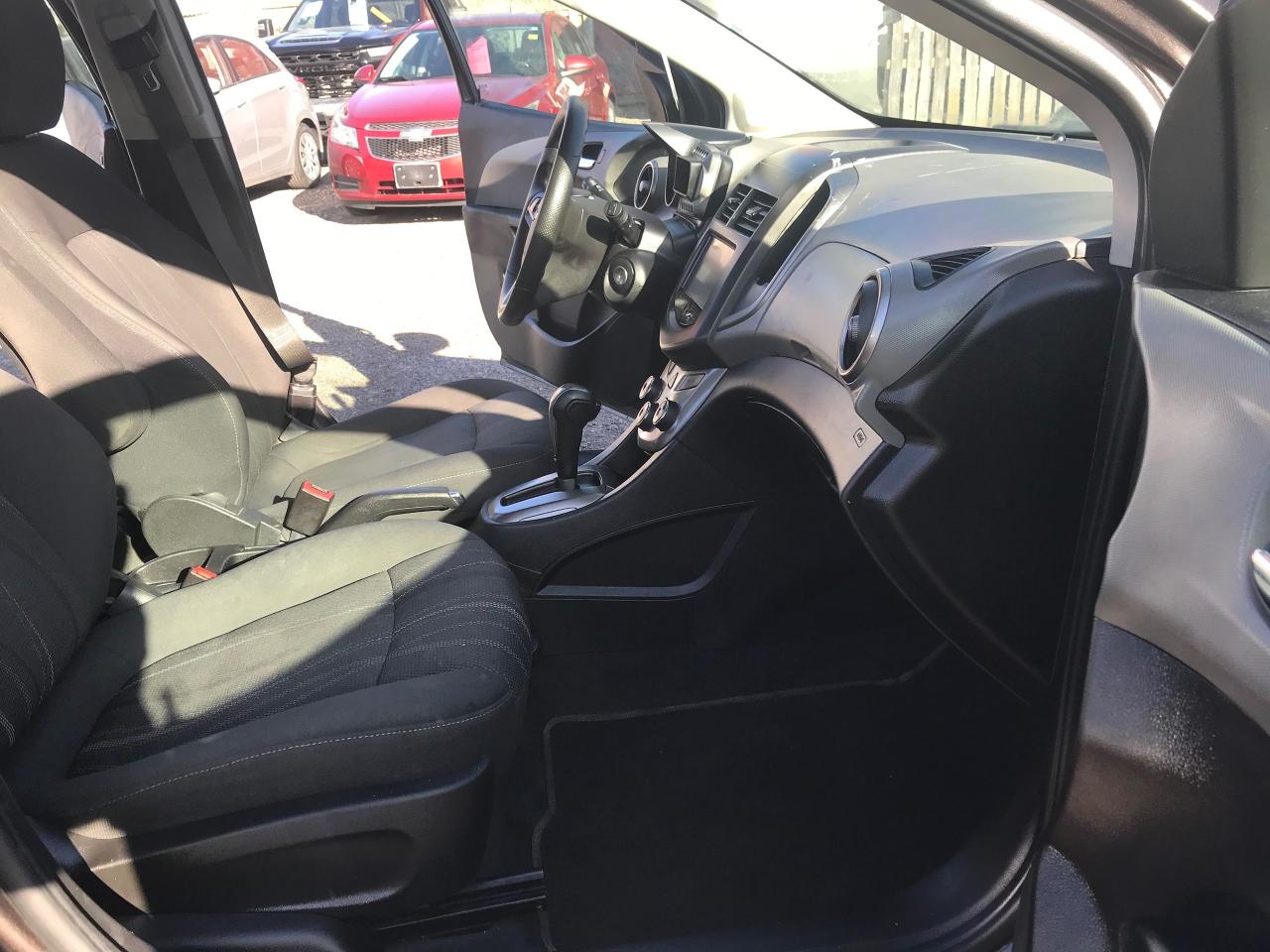 2016 Chevrolet Sonic LT - Photo #16