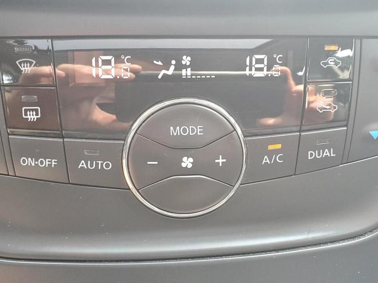 2019 Nissan Sentra SV-SUNROOF-HEATED SEATS-REAR CAMERA-BLUETOOTH - Photo #16
