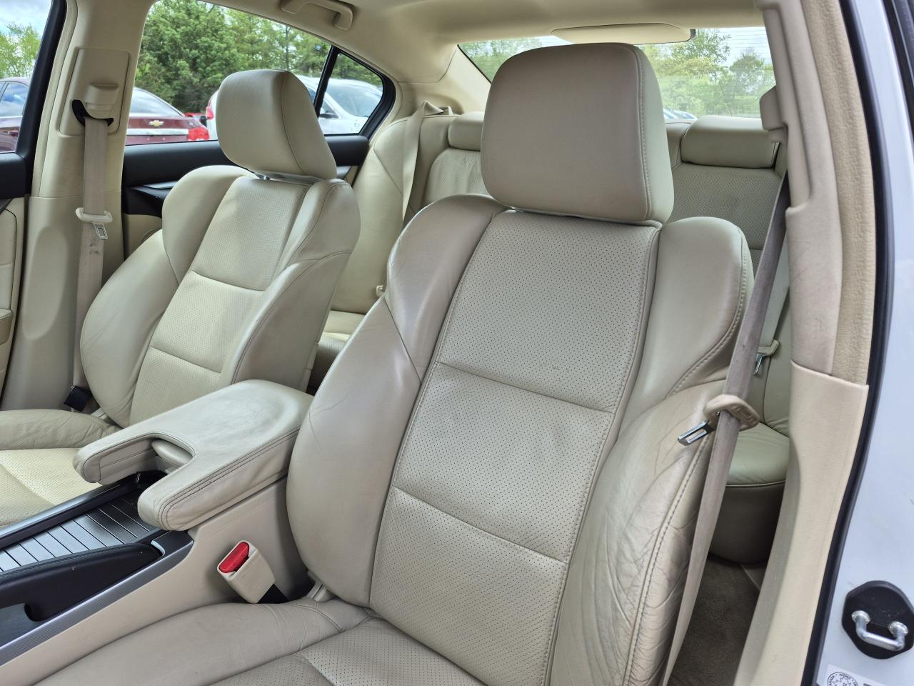 2010 Acura TL Tech Pkg - Certified Photo34