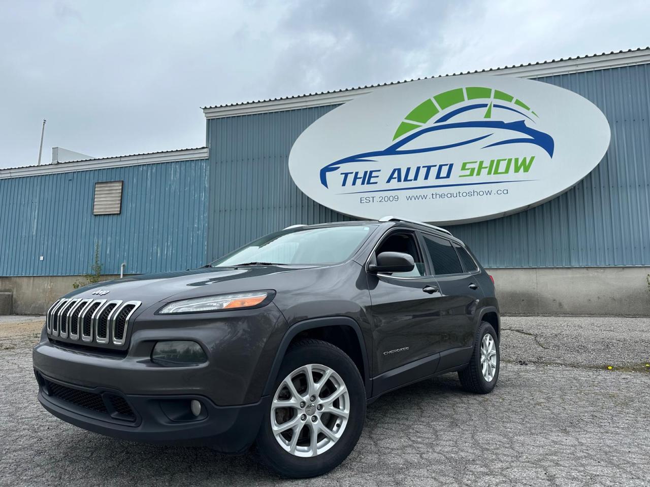 2015 Jeep Cherokee North Photo2