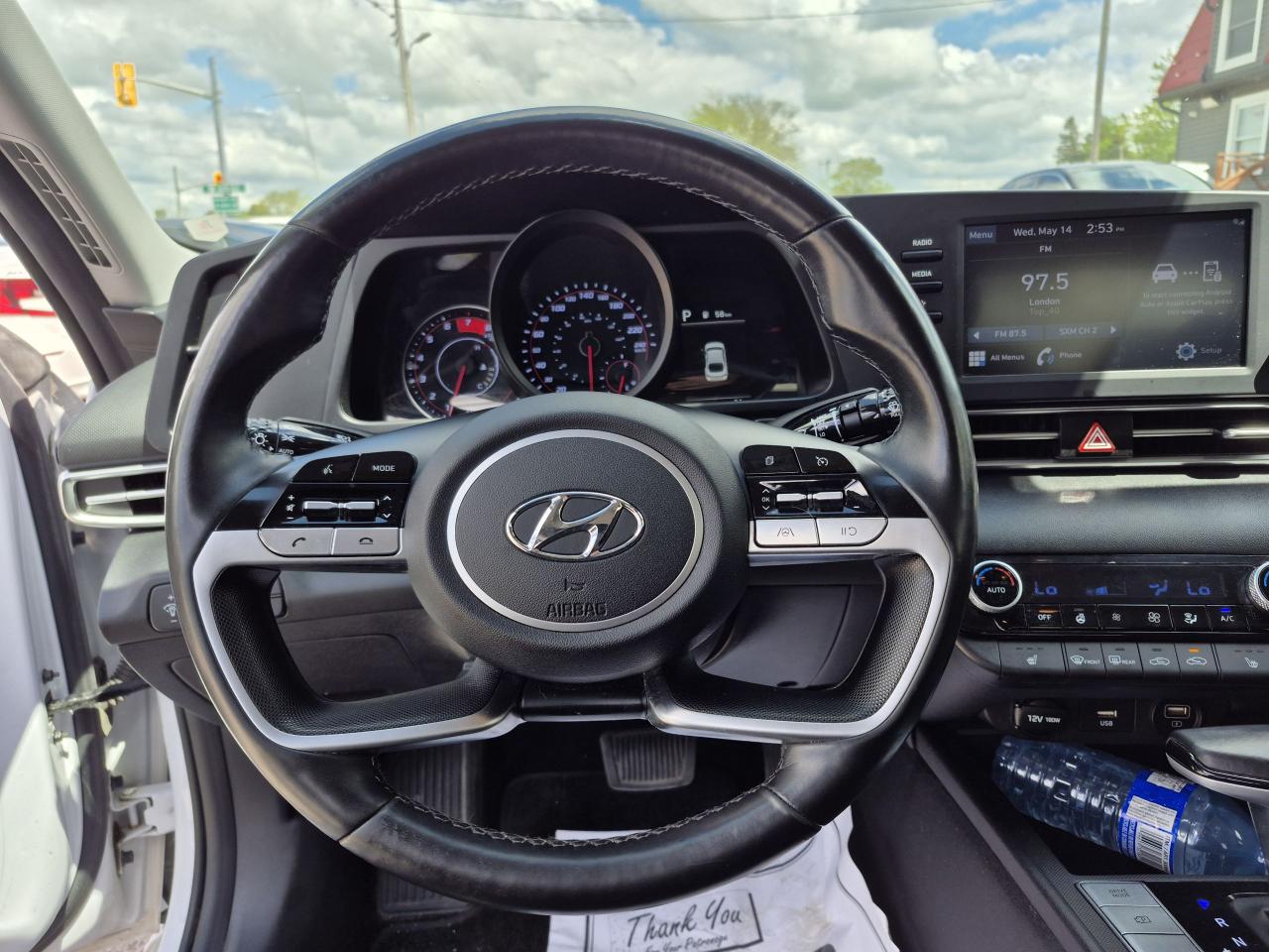 2021 Hyundai Elantra Preferred IVT w/Sun & Tech Package Photo16