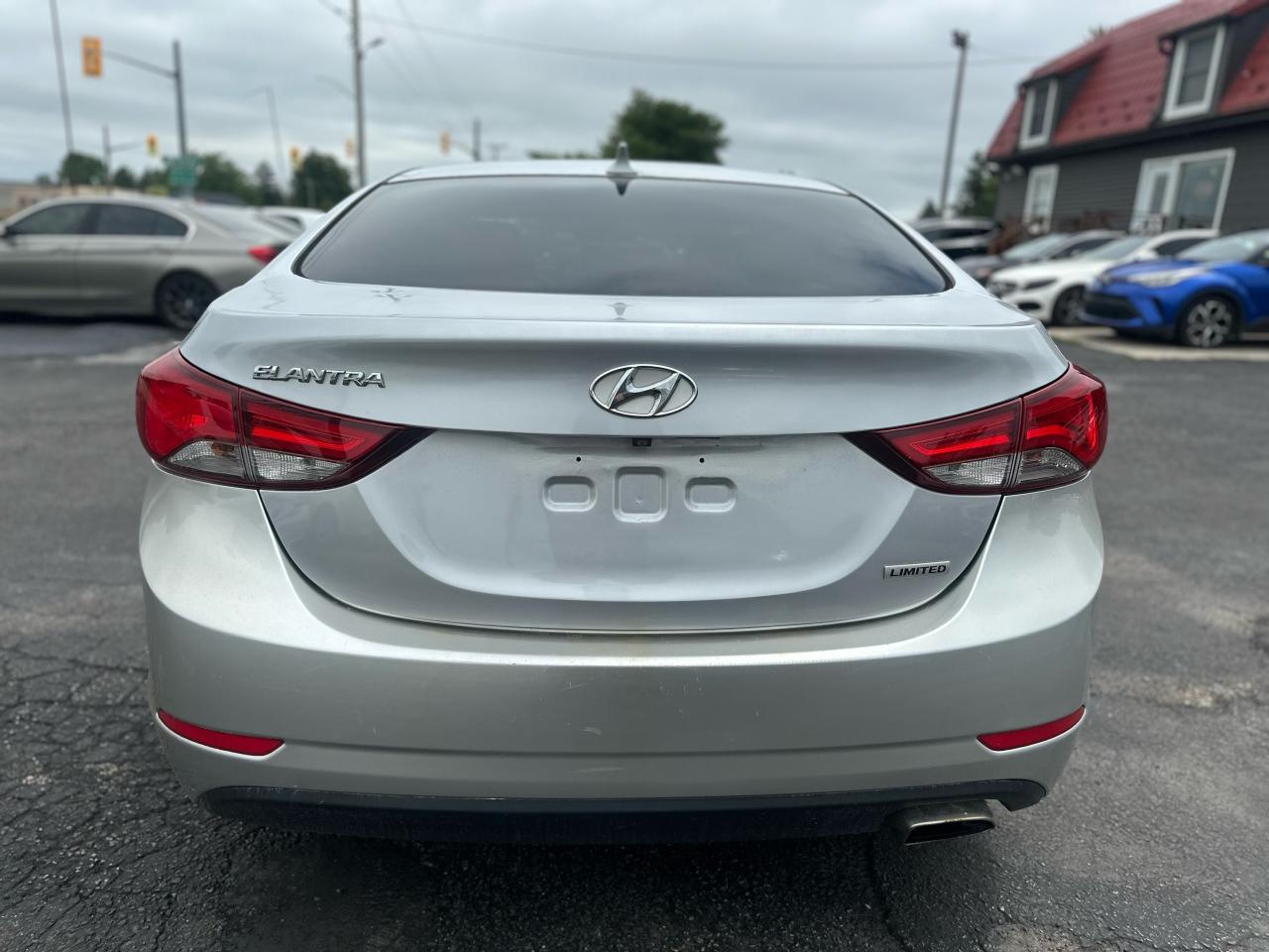 2015 Hyundai Elantra Auto Limited - One Owner/Certified Photo26