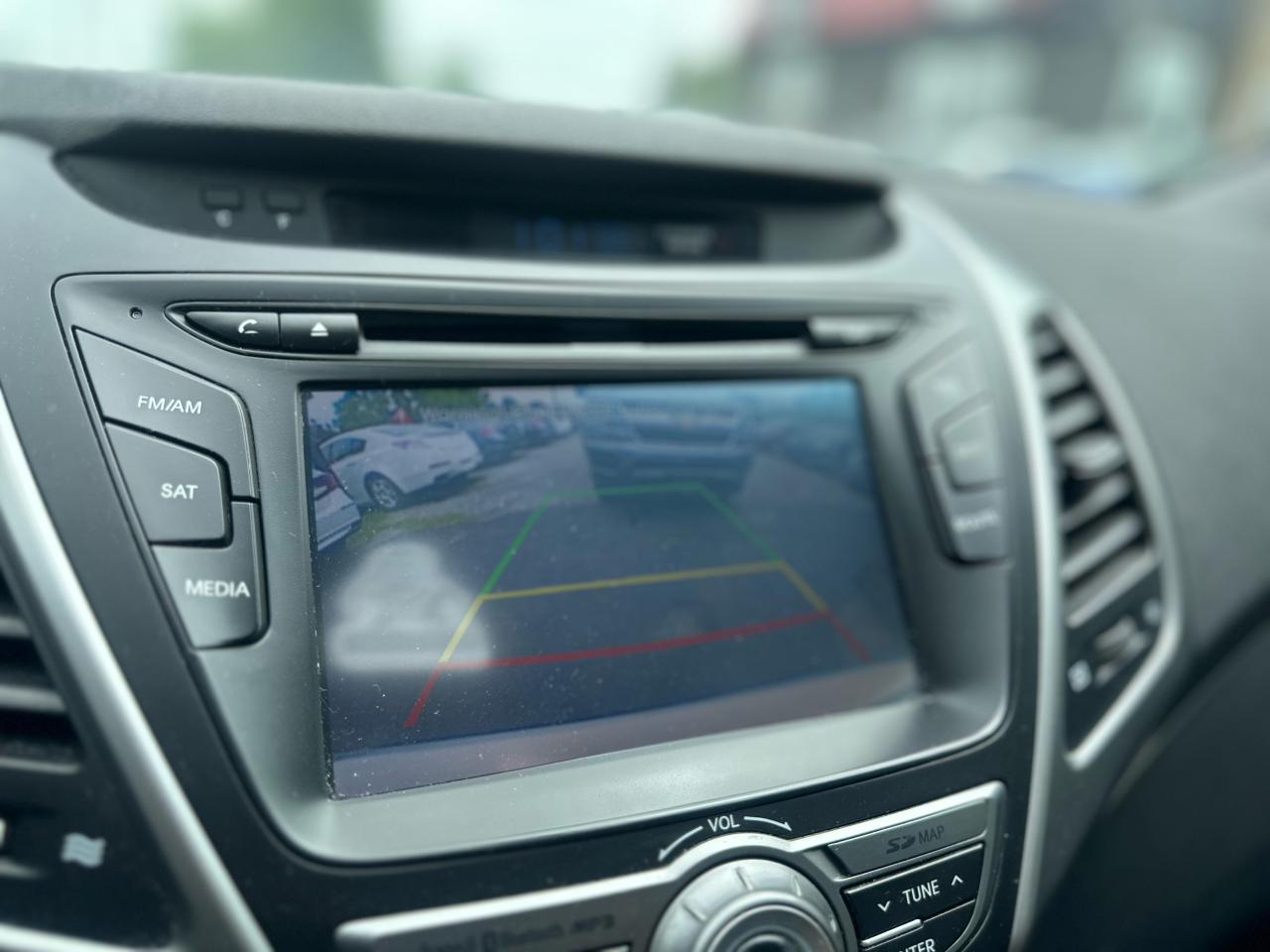 2015 Hyundai Elantra Auto Limited - One Owner/Certified Photo19