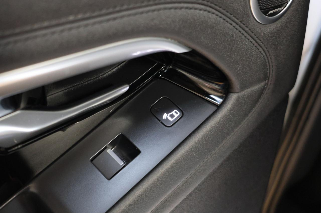2020 Land Rover Evoque P300 SE - LOW KM|NAVI|CAMERA|PANO|MERIDIAN - Photo #12